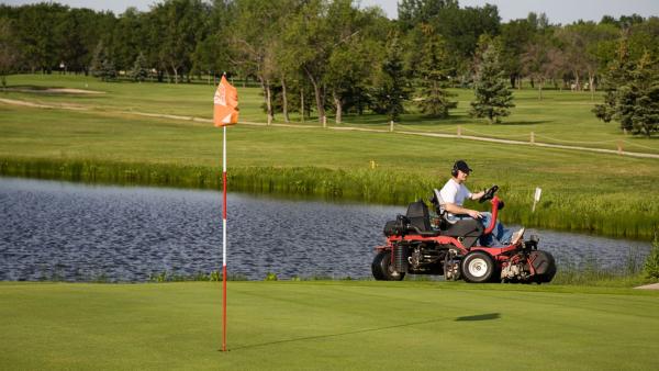 Save Time And Money With Regular Servicing Of Turf Mowing Equipment