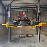 Giving Golf Clubs a Lift!
